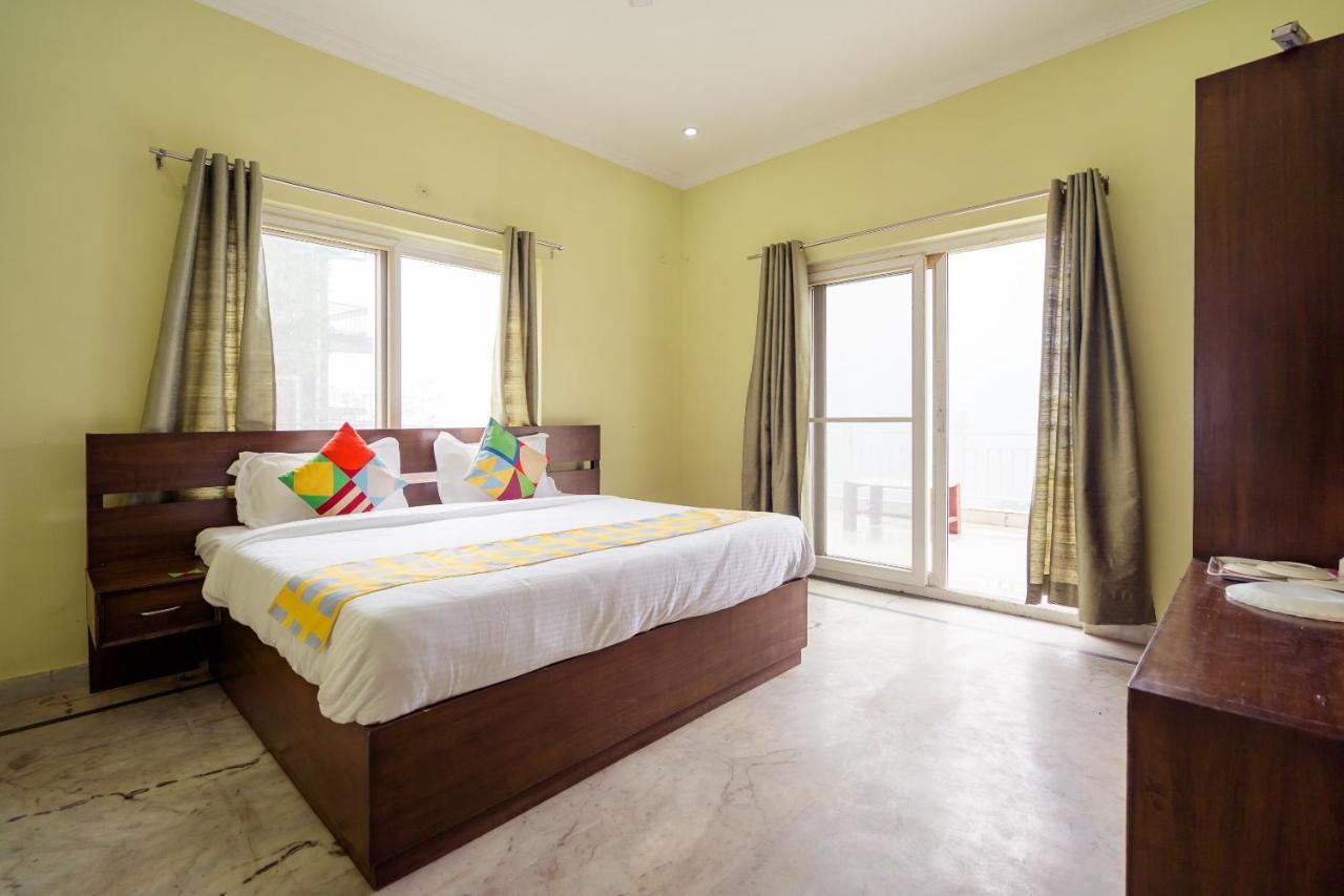 Spot On 40739 Nandi Palace Spot Hotel Mumbai  Buitenkant foto